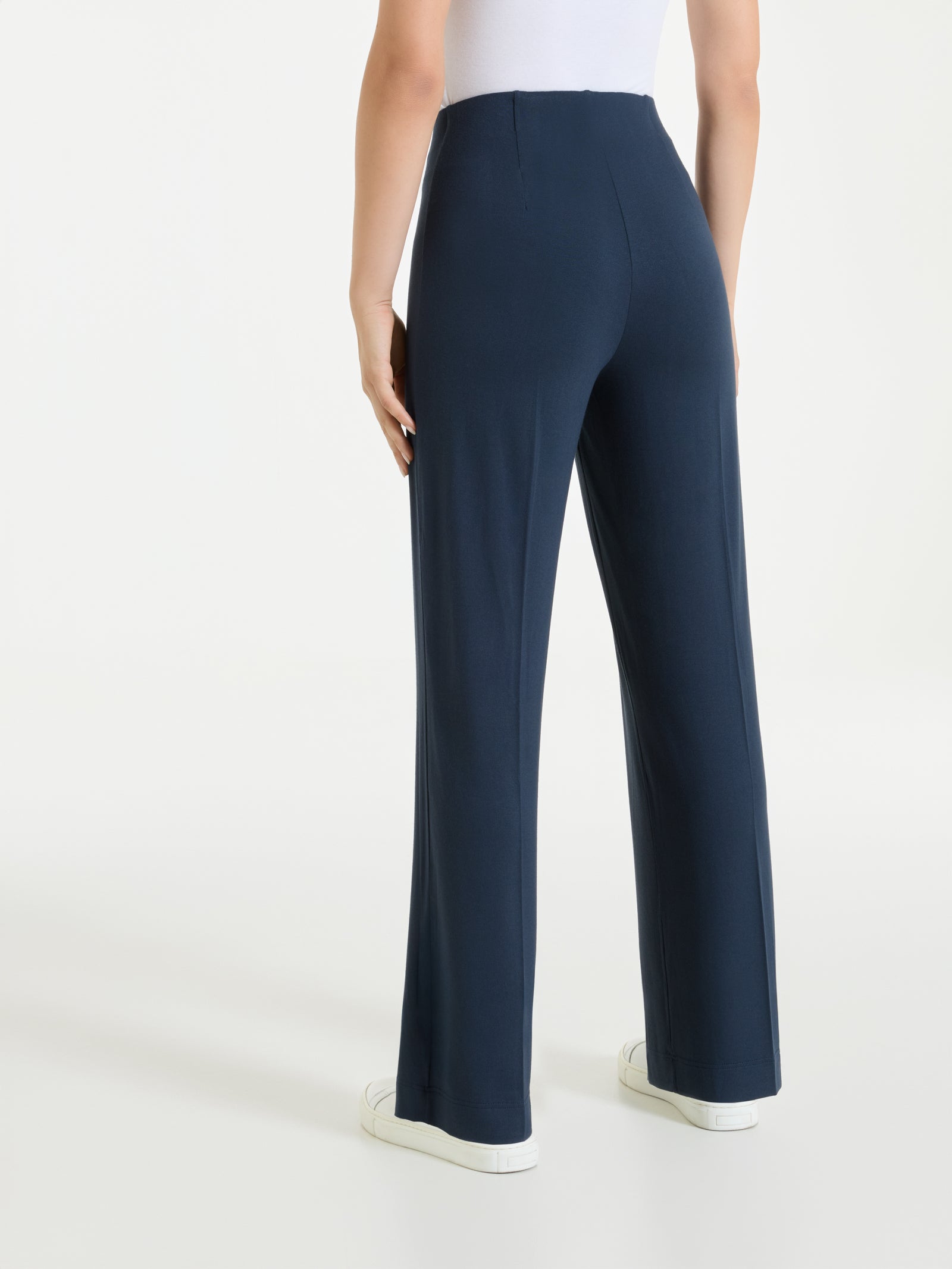 Pantalone a carota con tasche in Compact Light -