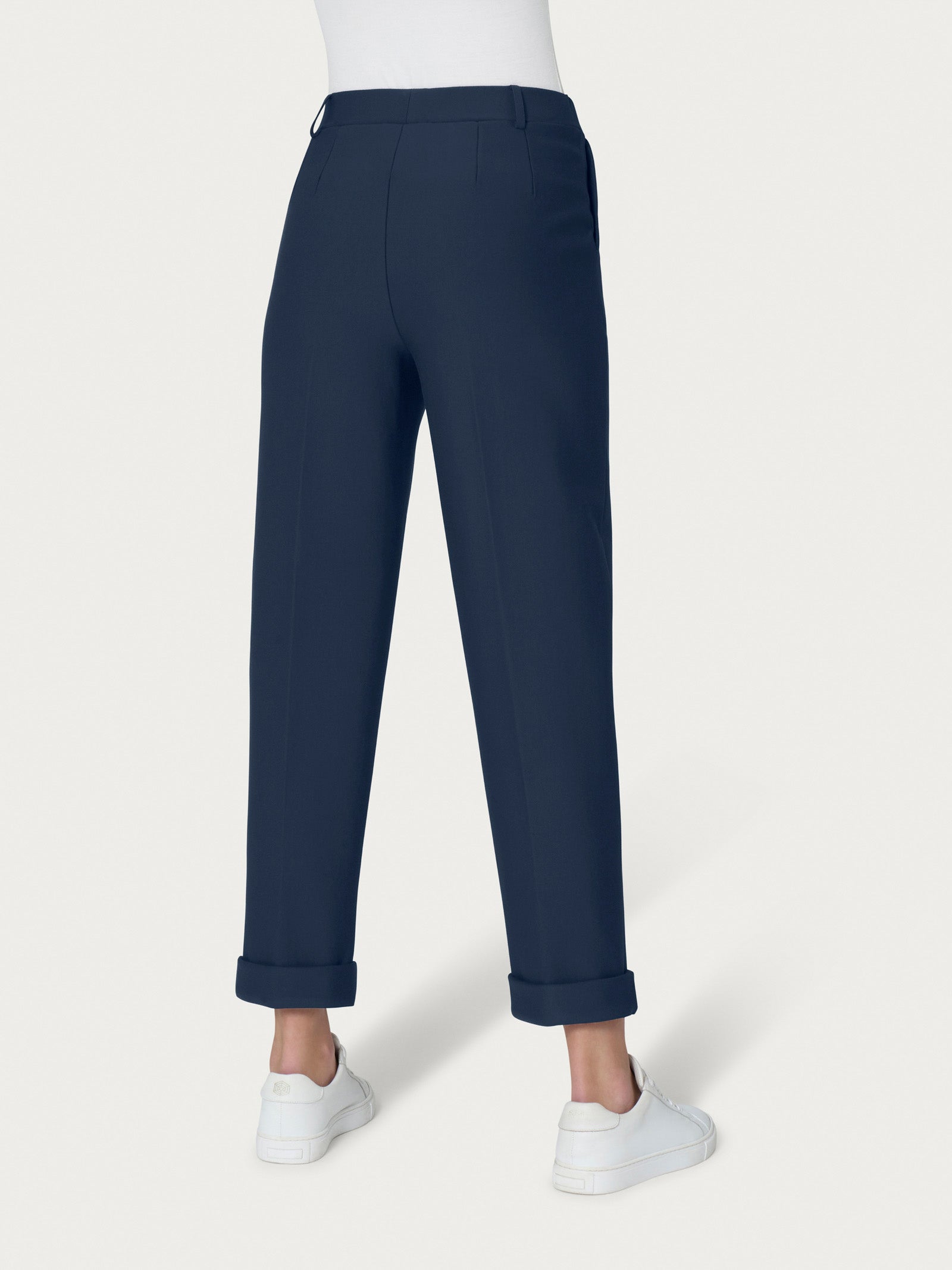 Pantalone a carota con tasche in Compact Light -