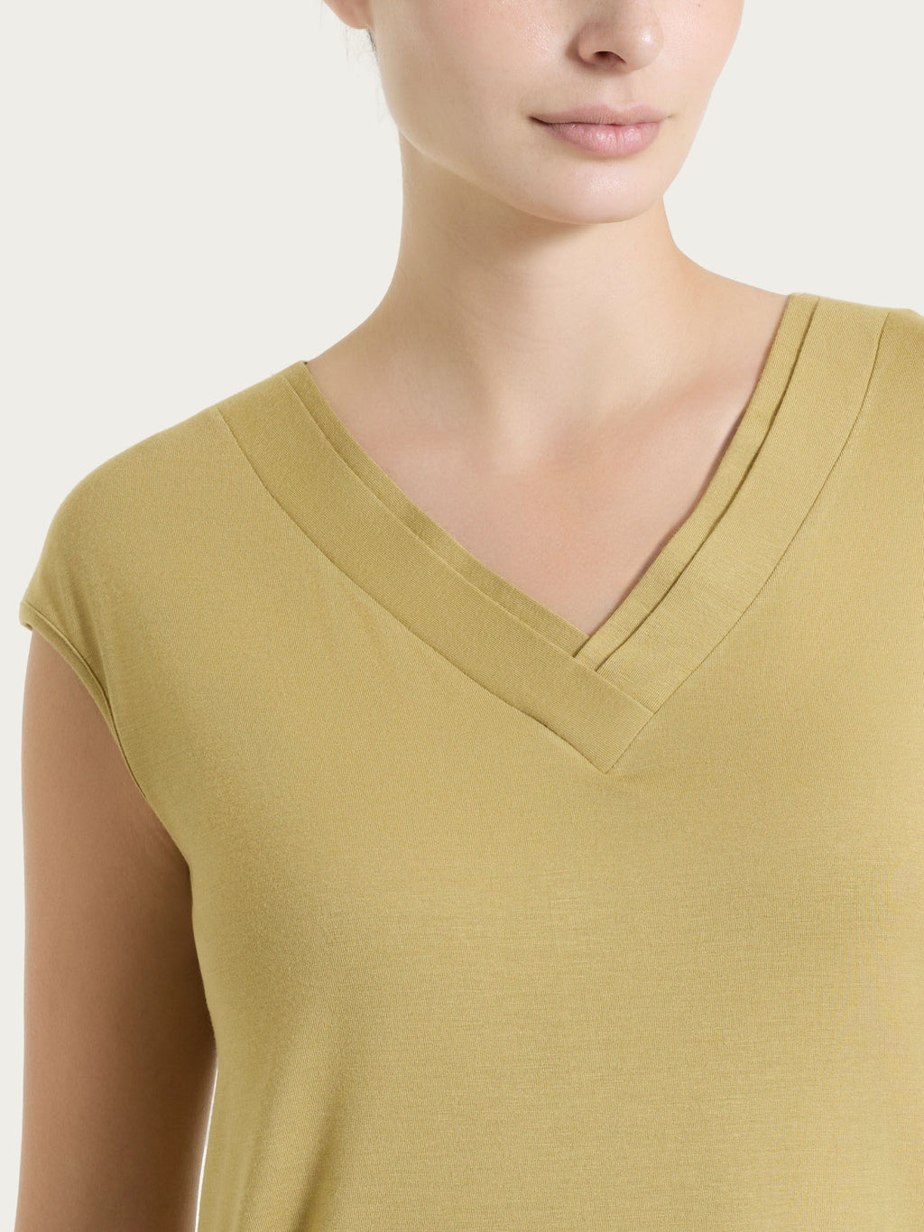 Maglietta con scollo a V incrociato in Viscosa Summer - Khaki